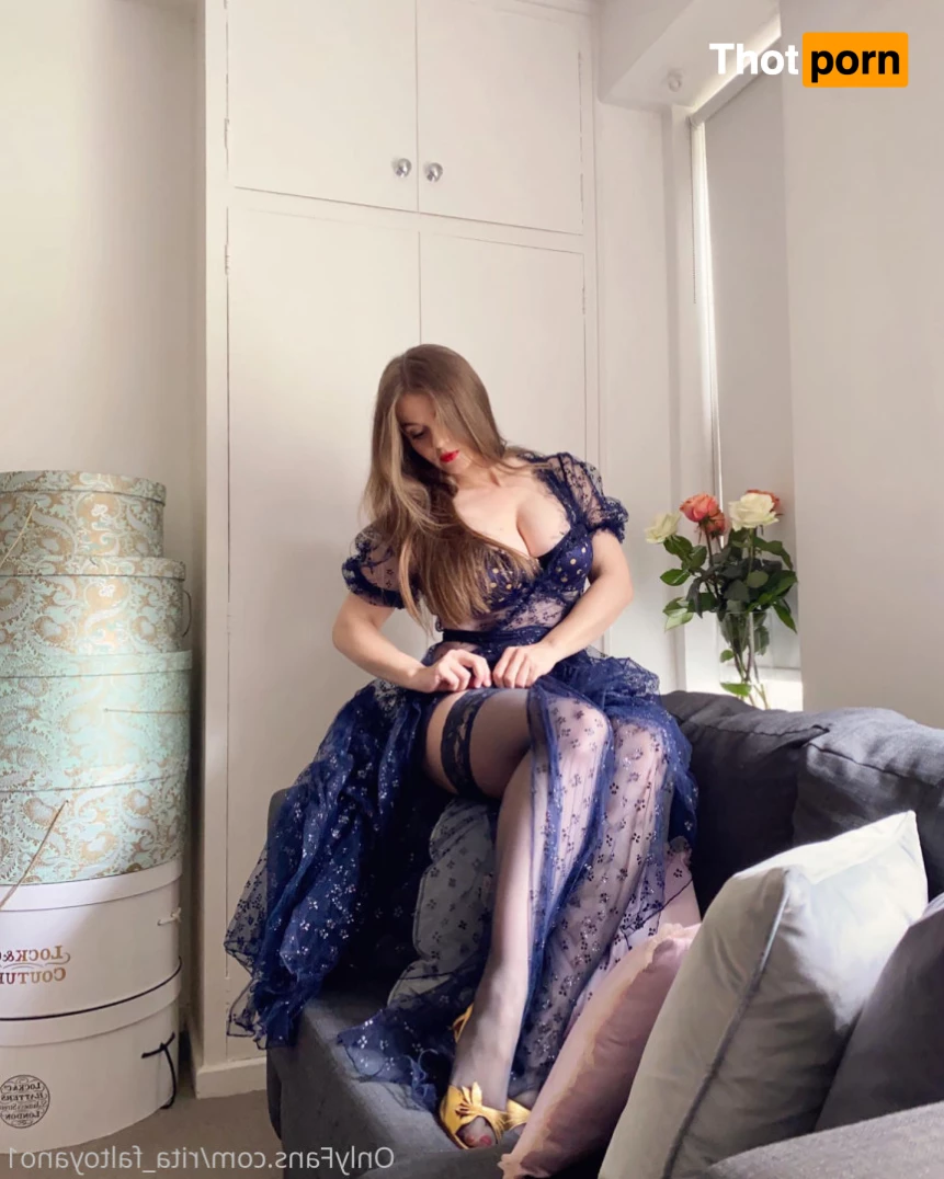 Rita Faltoyano® 8107631