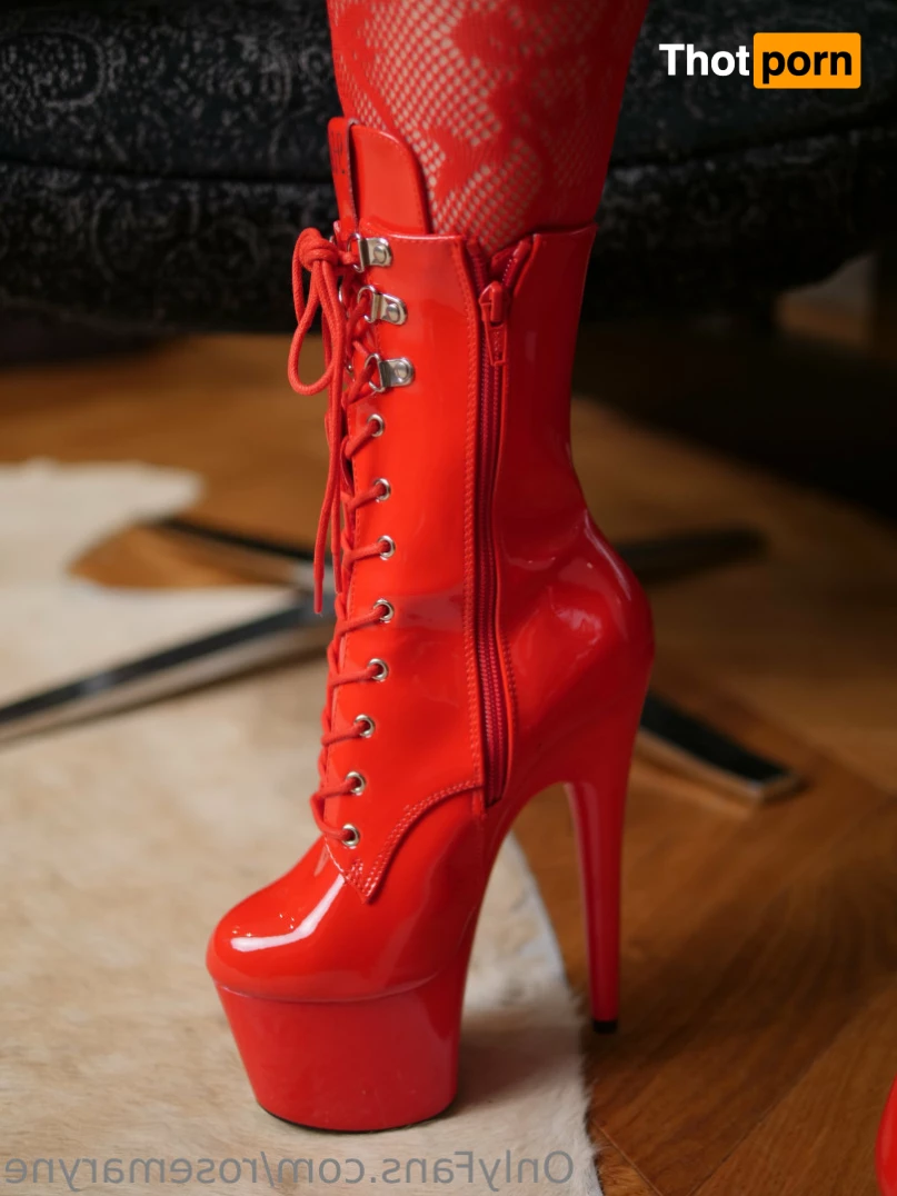 Rosemaryne🇫🇮💕 8329037