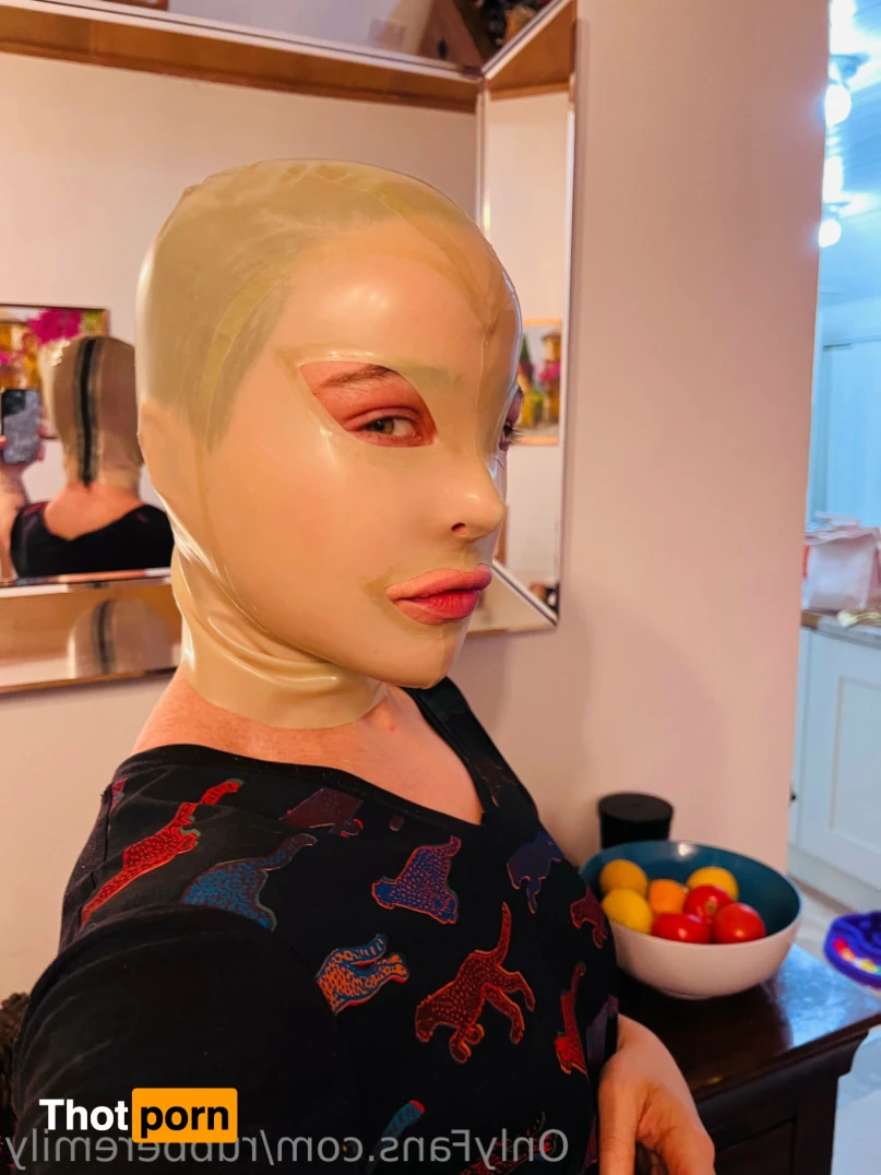 RubberEmily 12572749