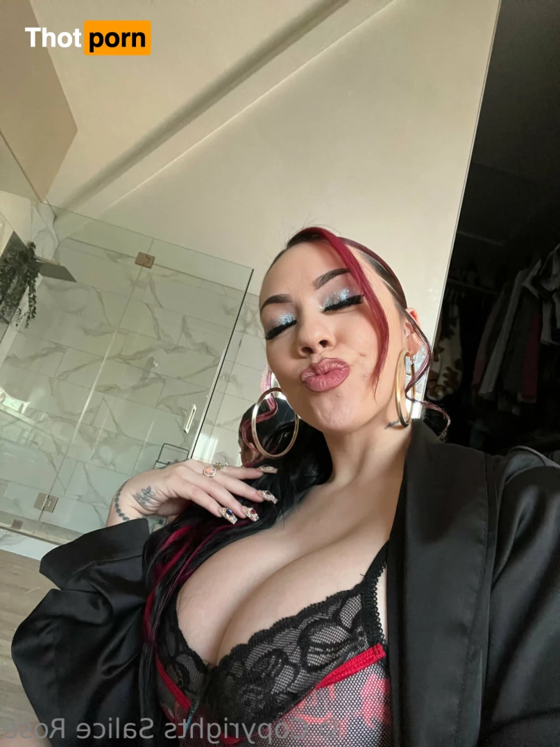 Salice rose leaks