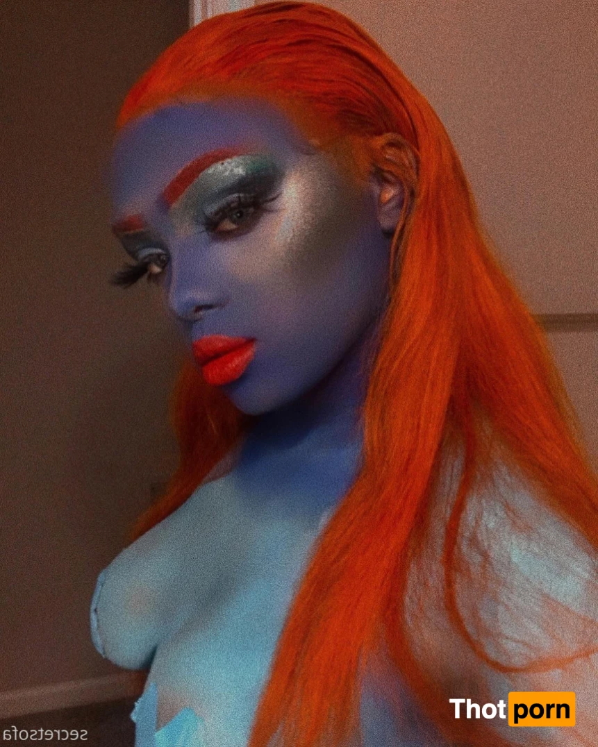 The Dark Room 🥵 12095872