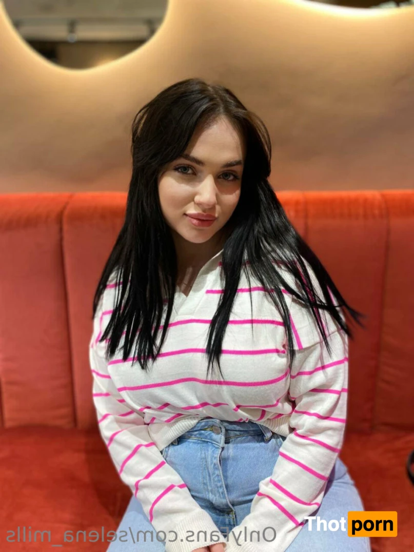 🎀Selena Mills🎀 12092340