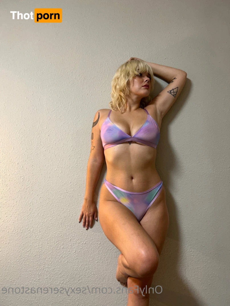 Serena Stone ✨DELTA GAMMA SORORITY✨ 11991998