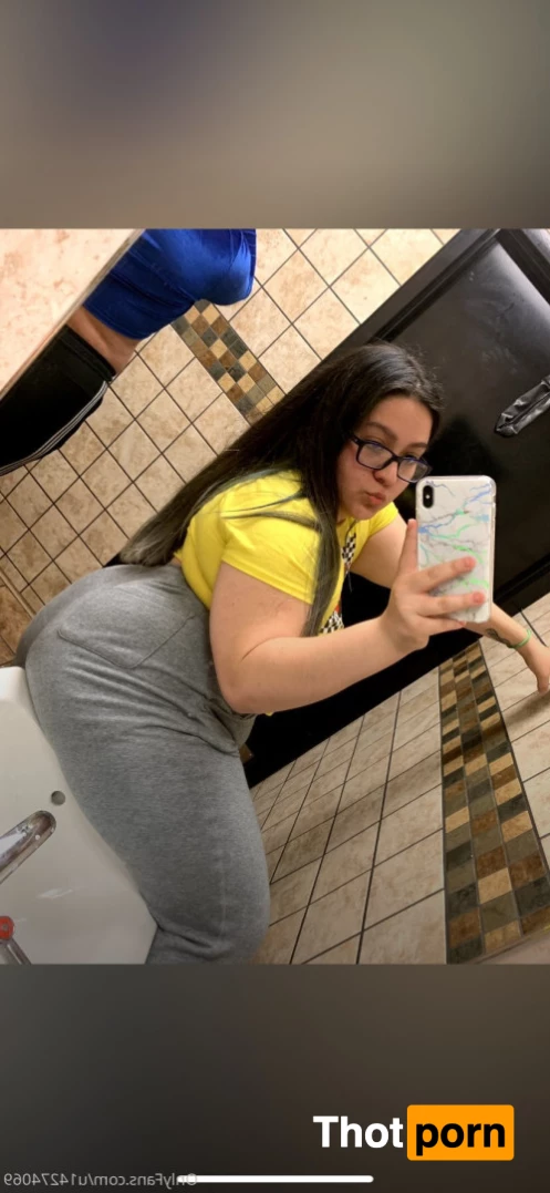 𝗬𝗢𝗨𝗥 𝗟𝗔𝗧𝗜𝗡𝗔 𝗚𝗜𝗥𝗟𝗙𝗥𝗜𝗘𝗡𝗗 🍑💖 9966398