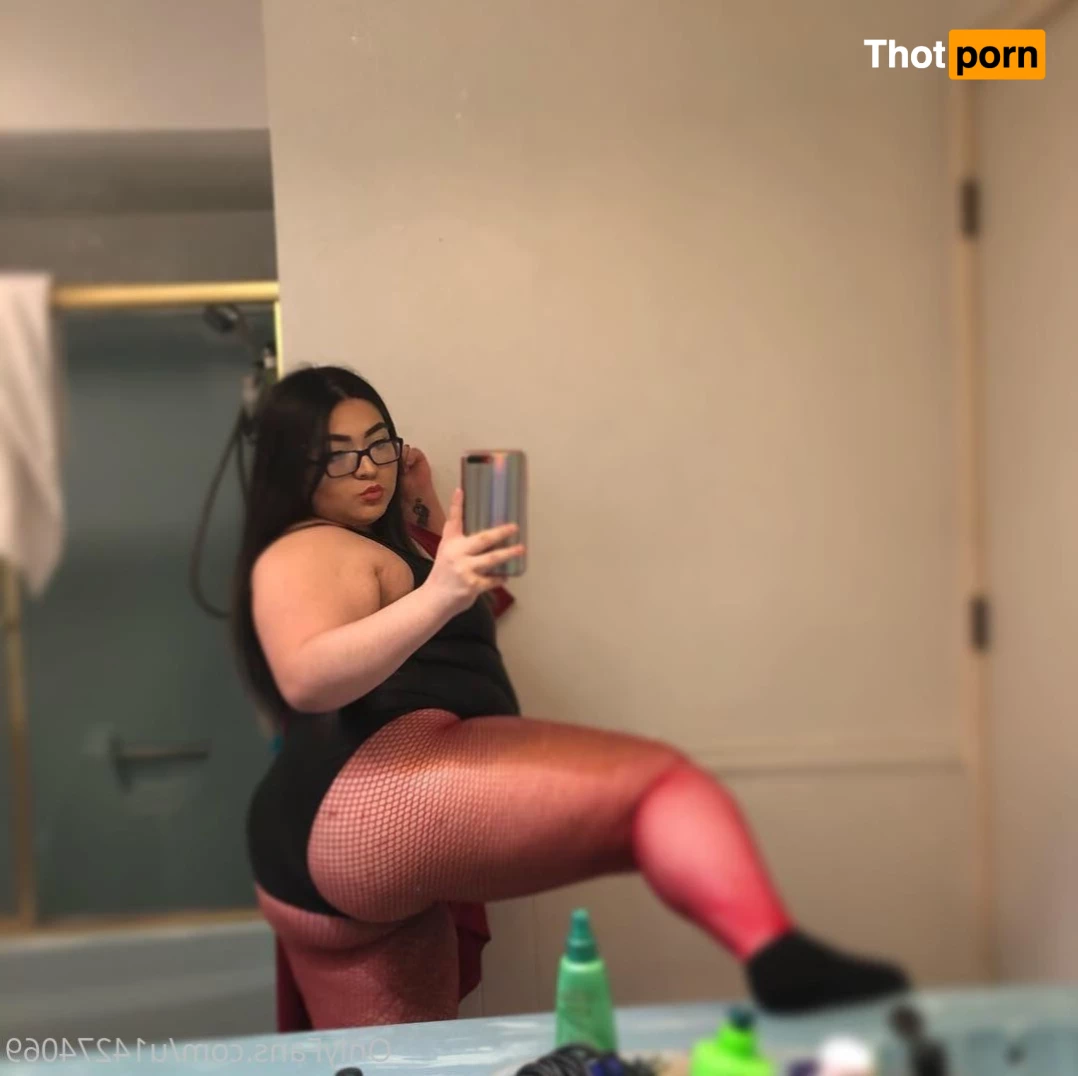 𝗬𝗢𝗨𝗥 𝗟𝗔𝗧𝗜𝗡𝗔 𝗚𝗜𝗥𝗟𝗙𝗥𝗜𝗘𝗡𝗗 🍑💖 9966652