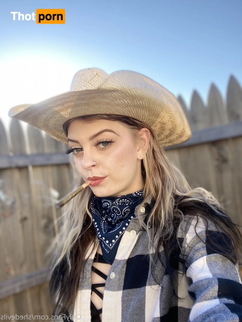 She Devil 😈 11980893