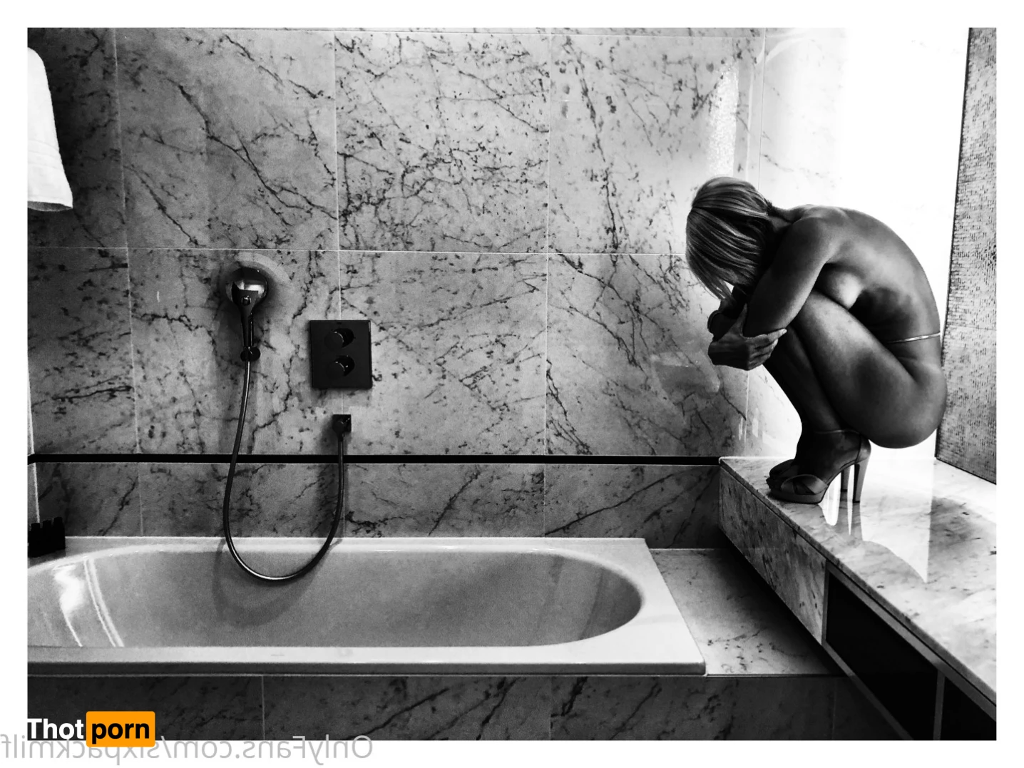 Sixpack Mom FREE 9965297