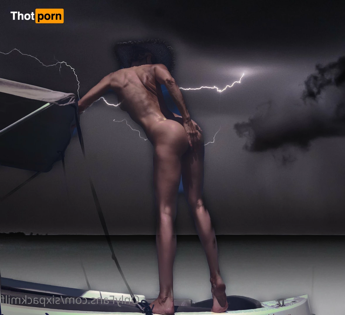 Sixpack Mom FREE 9965454