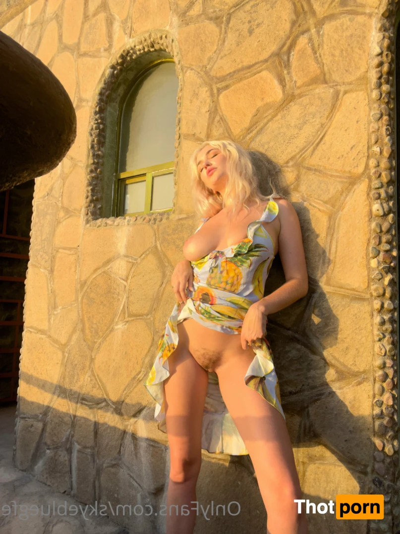 Skye Blue NO PPV 11782473