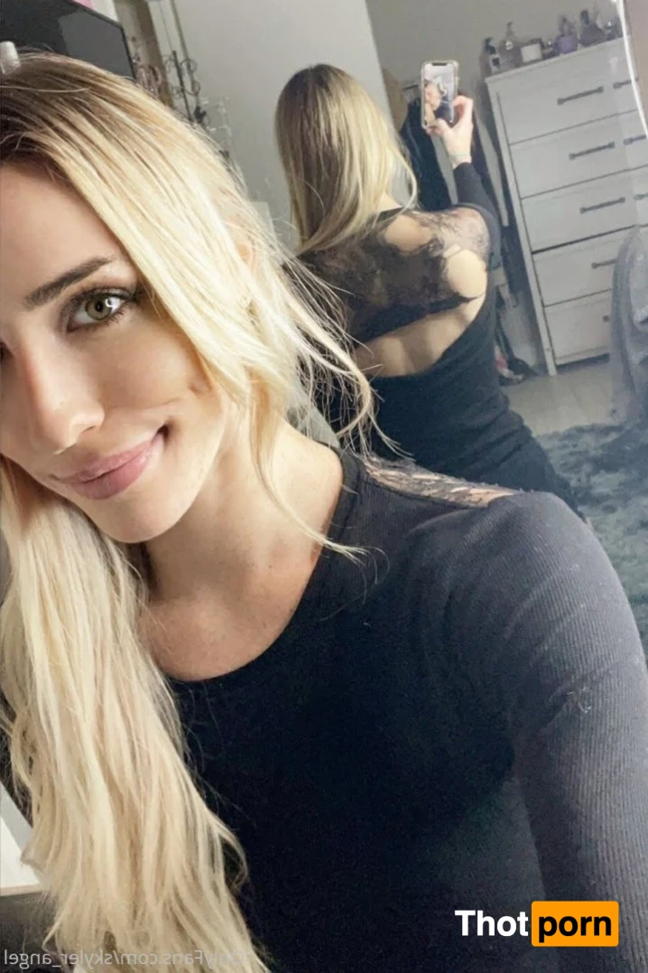 Skyler Grey 11697877