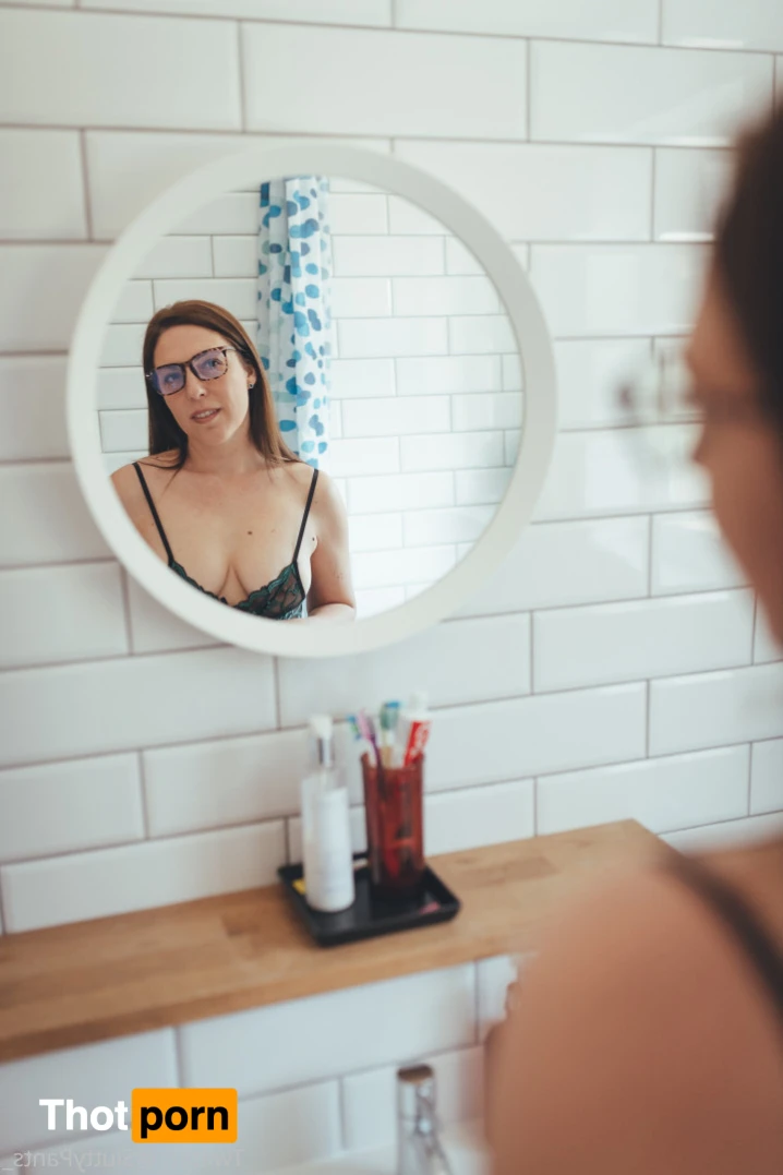 Average UK Mum 11616172