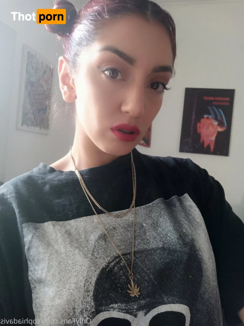 Sophia Davis 8318318