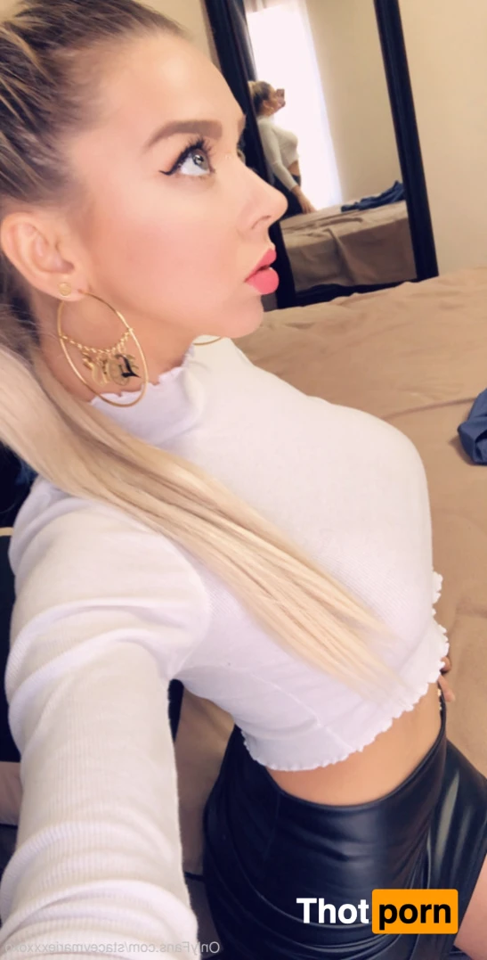 ✨Staci Marie Rose 🌹 11335697