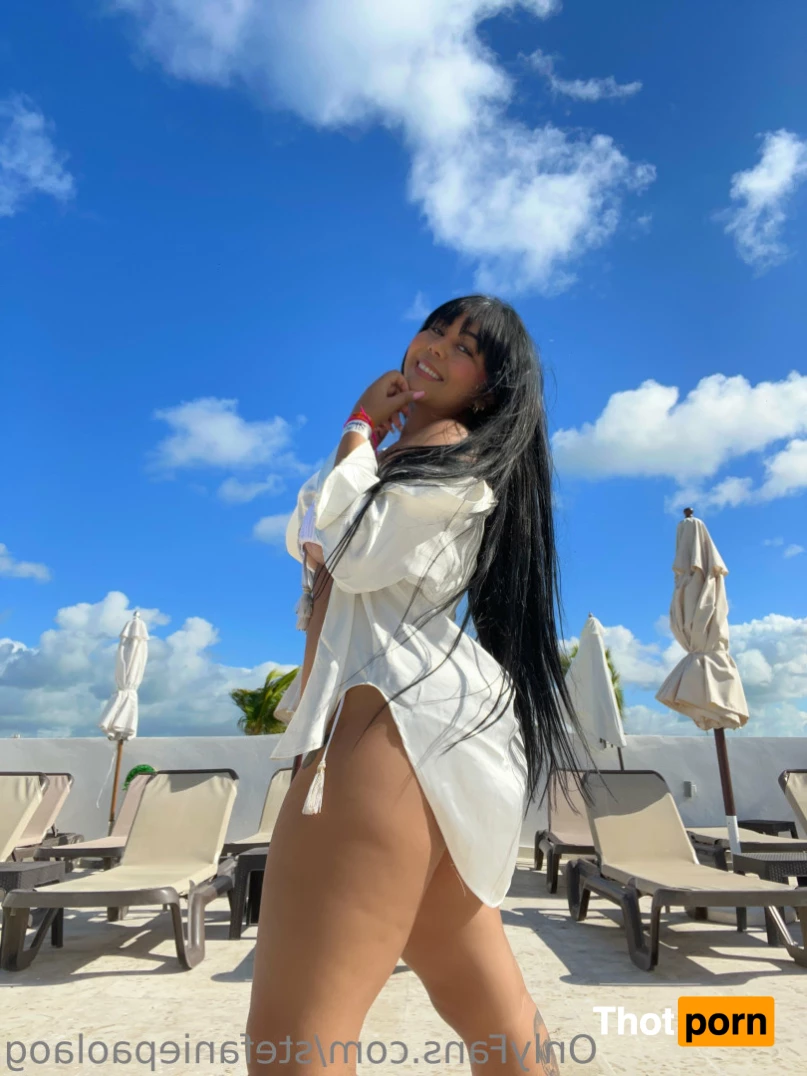 stefaniepaolaog 8220425