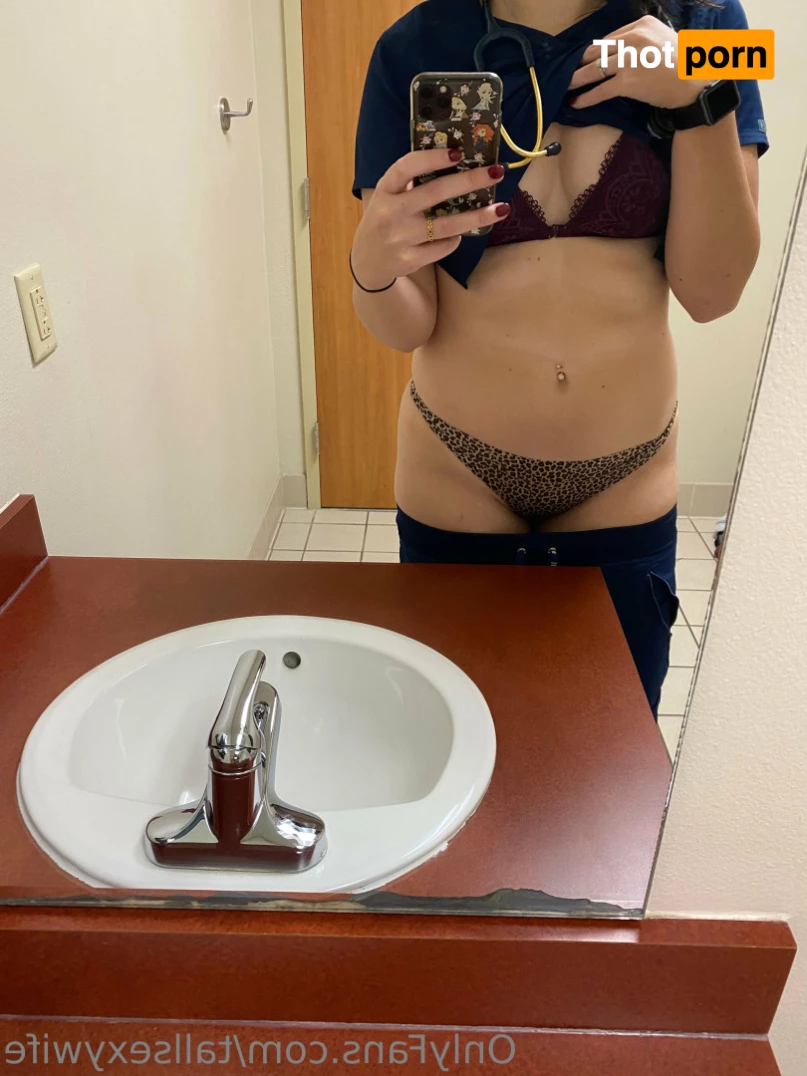 Sexy wife🖤 8157517