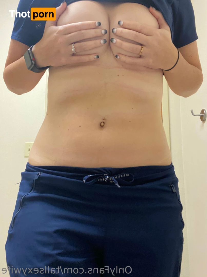 Sexy wife🖤 8157627