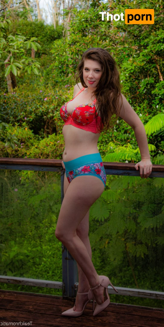 Mistress Tealchromatic 8219325