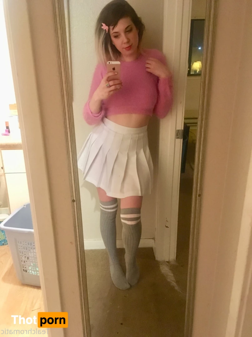 Mistress Tealchromatic 8219379