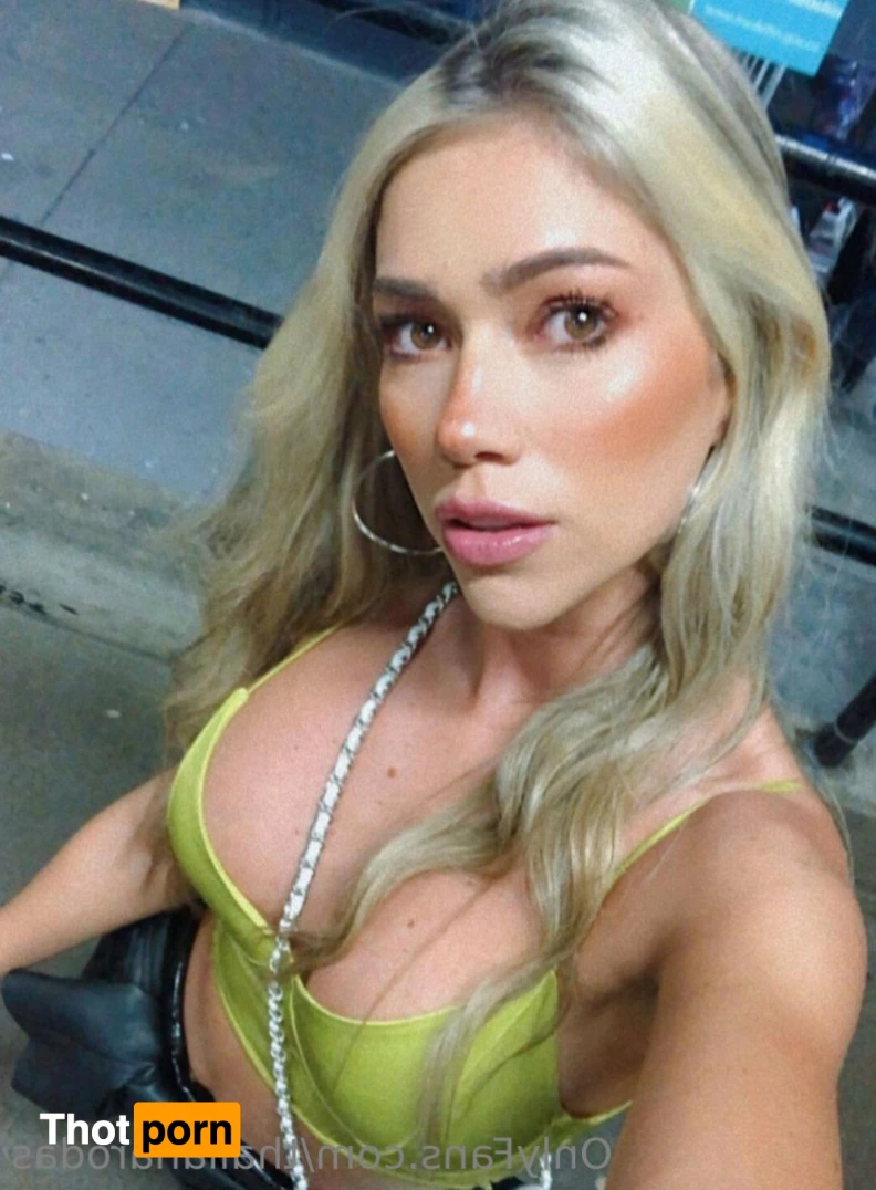 Thaliana Rodas 8171580