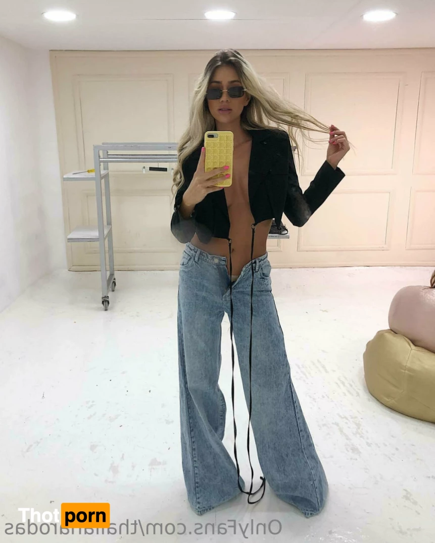 Thaliana Rodas 8171628