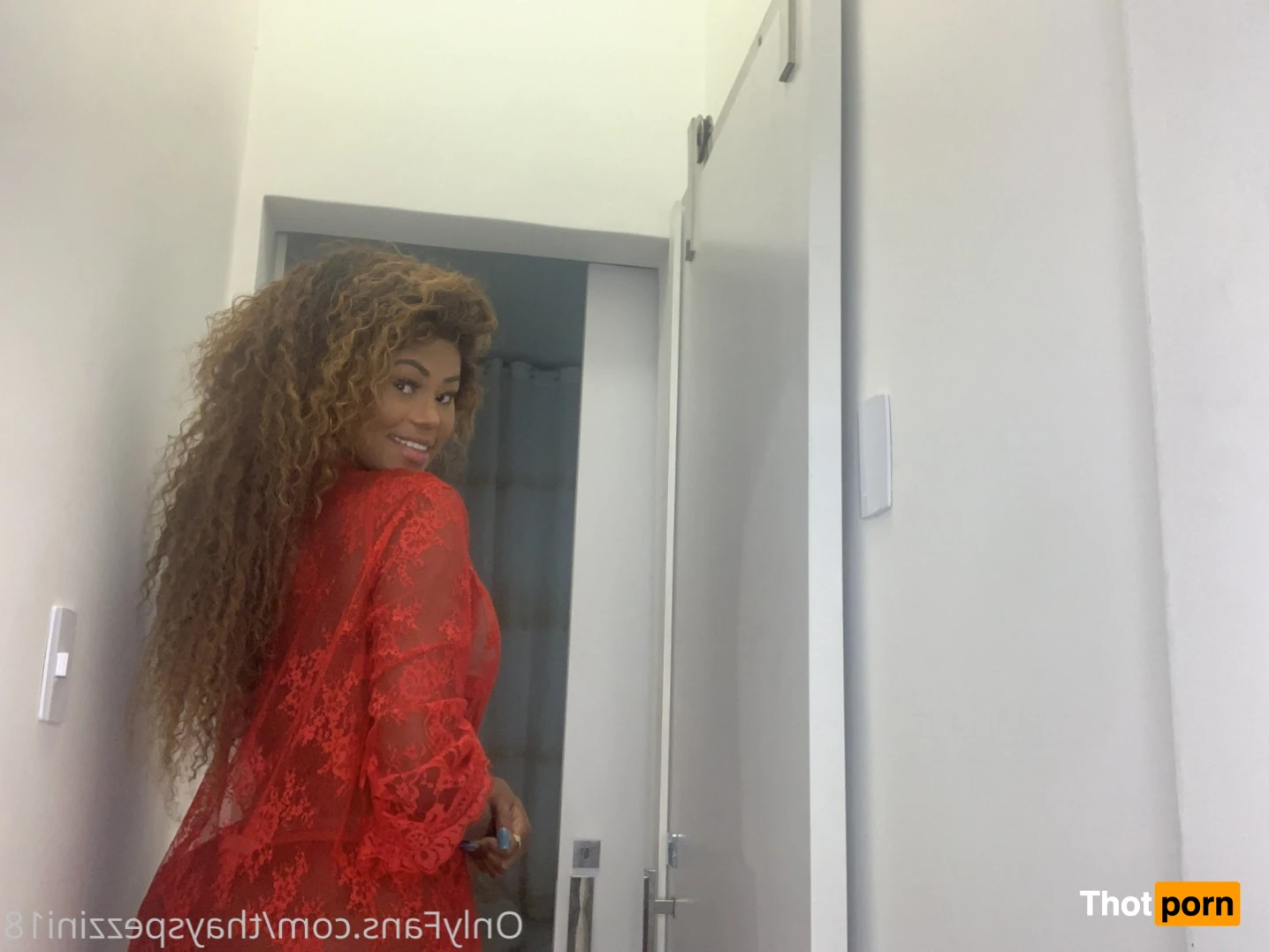 thays pezzini 16432653