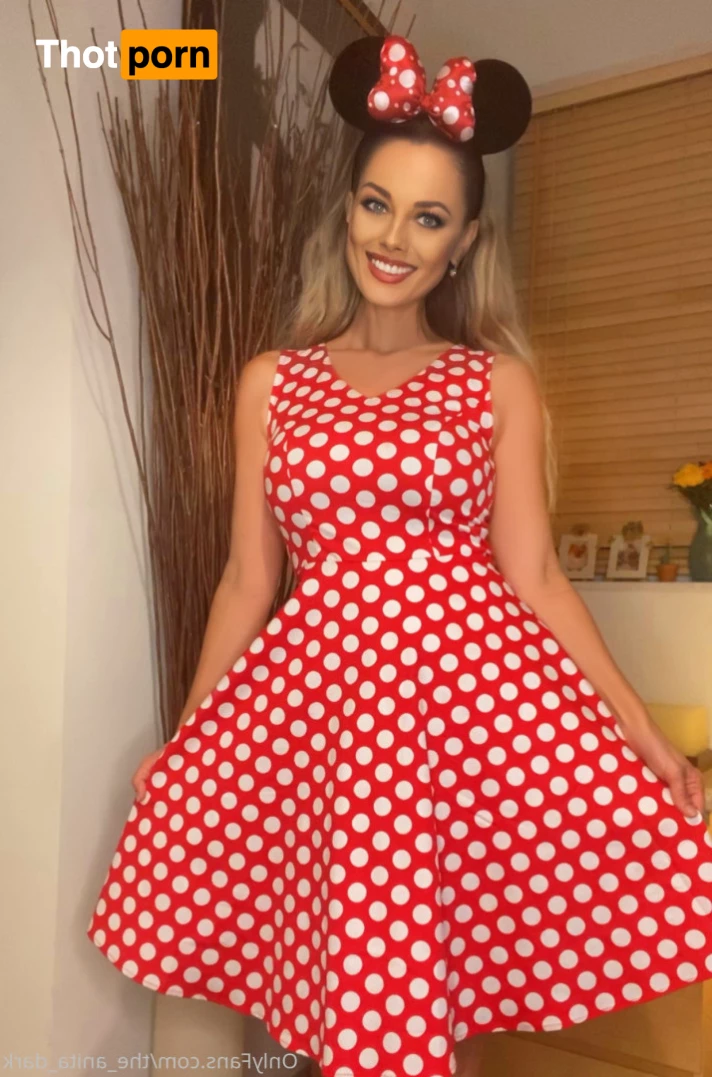 💕Anita Dark 💕 9911884