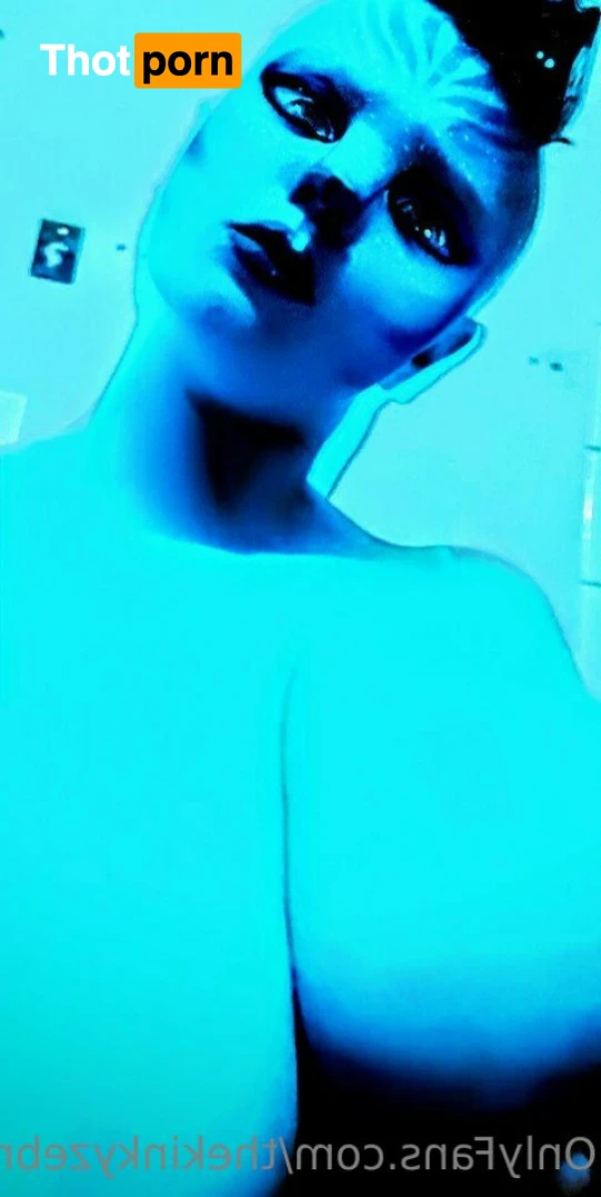 TheKinkyZebra 16356640