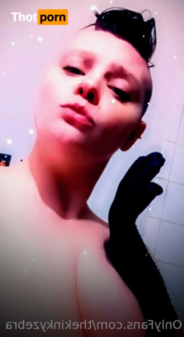 TheKinkyZebra 16356666