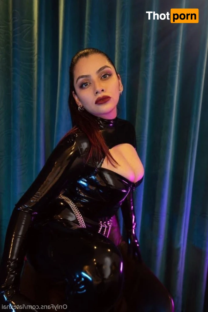 The Rubber Babe 12508793