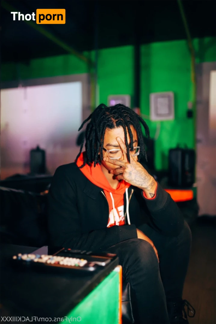 THEYLOVEFLAXK 8155317