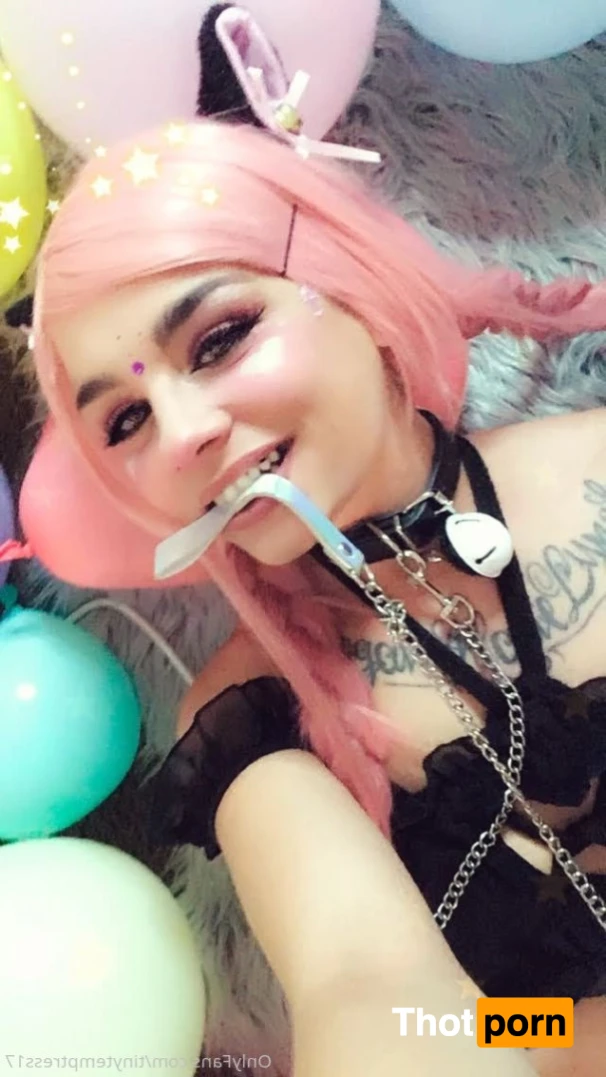 tinytemptress17 16328745