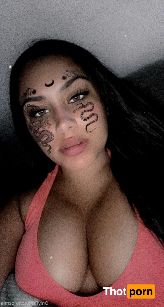 BIG ASS HISPANIC CHICA✨ 745473