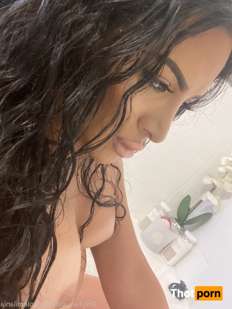 Ts Nicole Milania 10126400