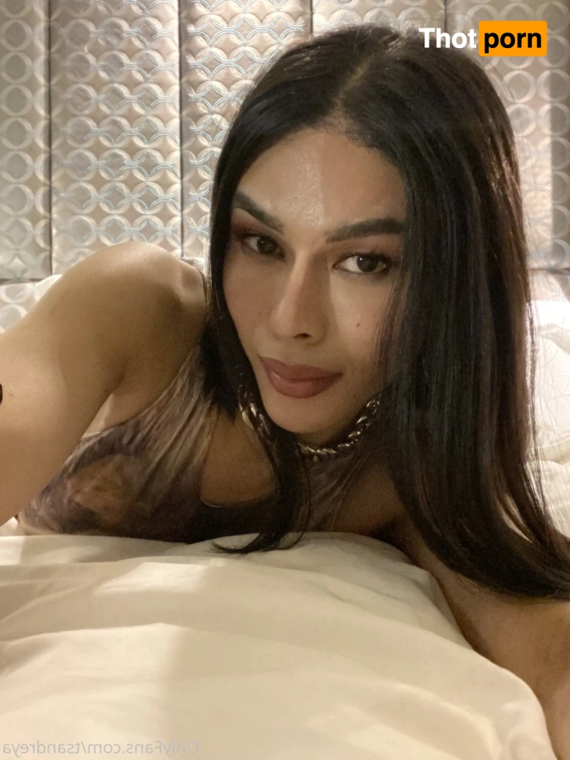 SabrinaAnndrey Lizz 16379939