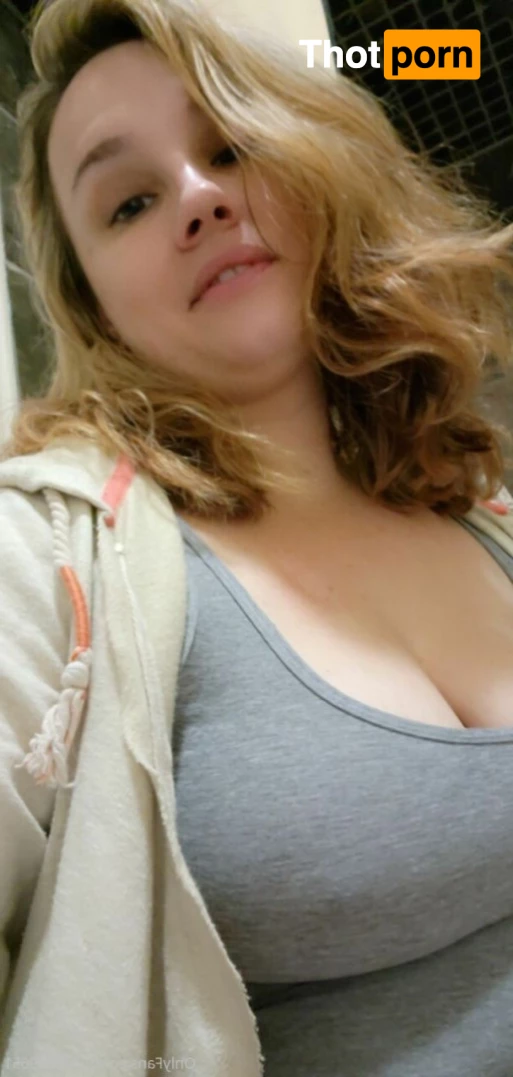 Hang with Beth 9695776