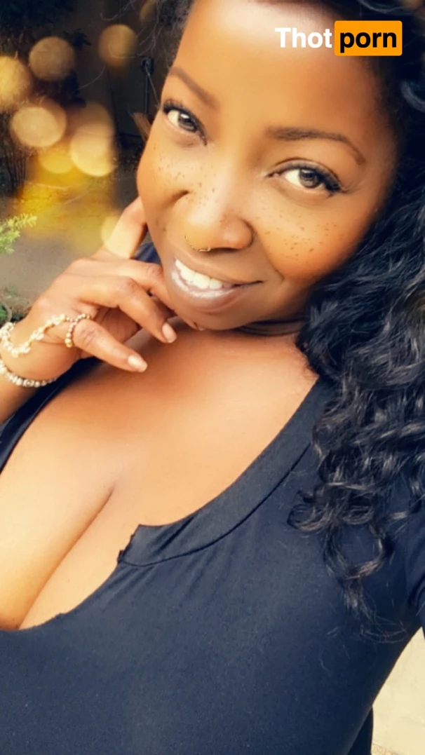 Vanessa Blue 10124307