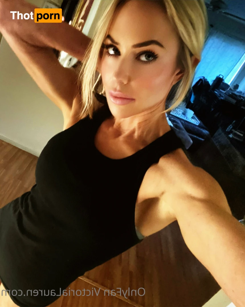 Victoria Lauren 16171248