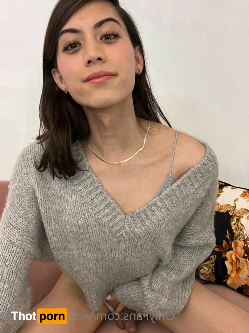 Victoria Salvatore 8048022