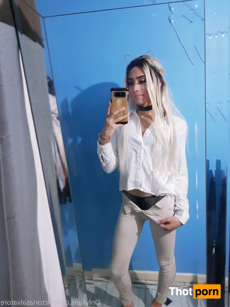 Victoria Salvatore 8048298