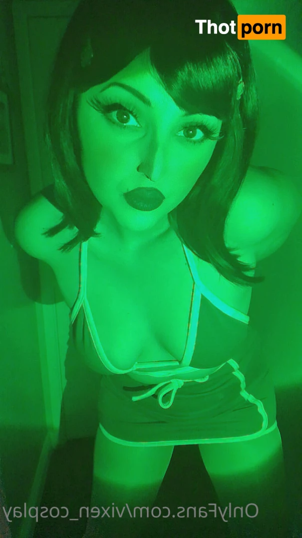 \/ixen Cosplay 9967499