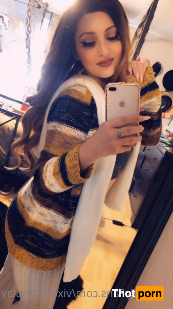 \/ixen Cosplay 9967546