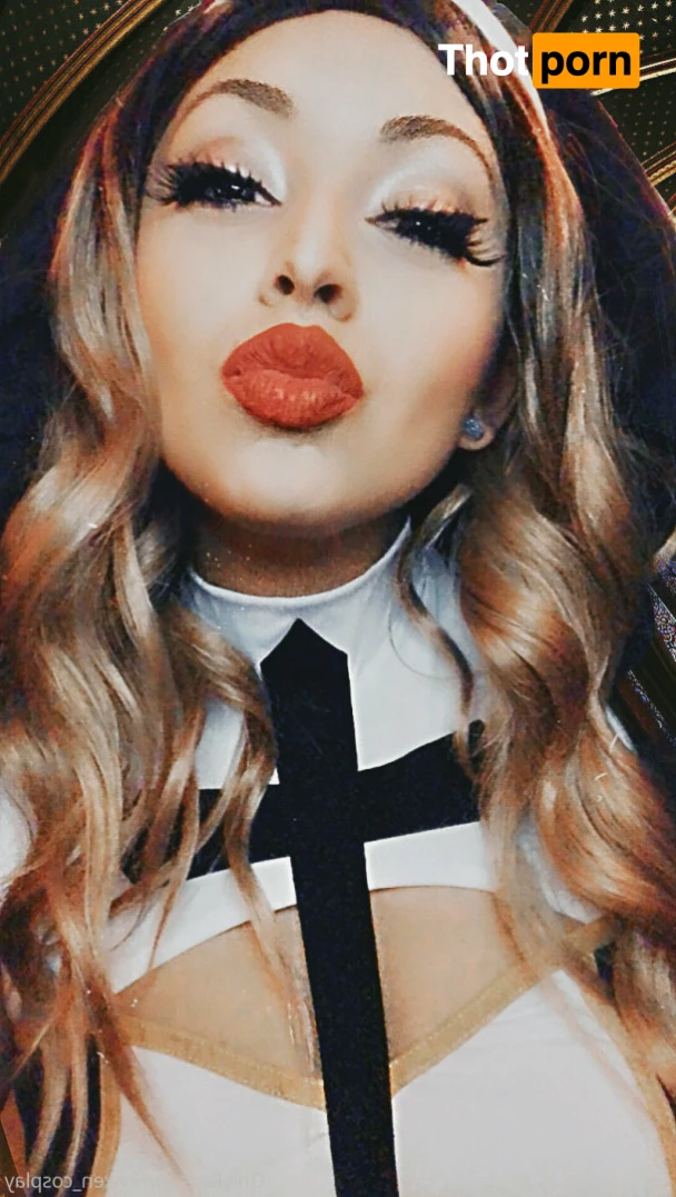 \/ixen Cosplay 9967758