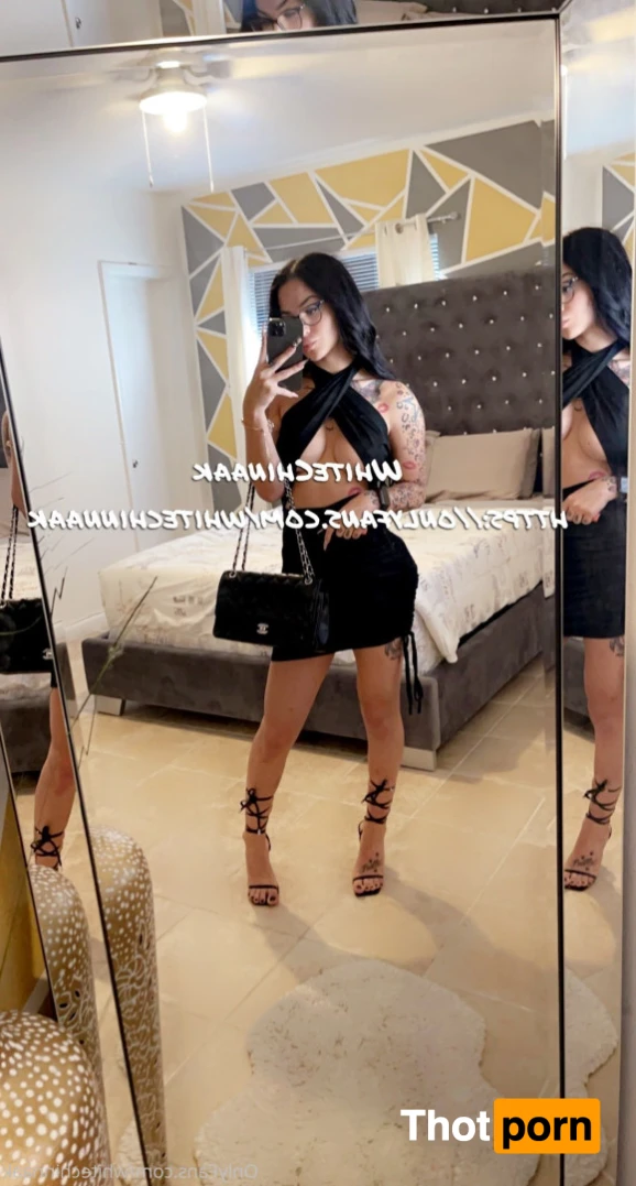 whitechinaak 13208671