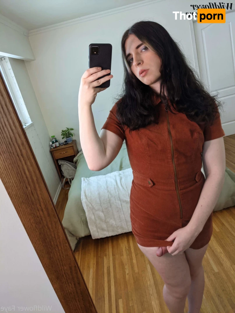 Mistress Wildflower Faye 8018408