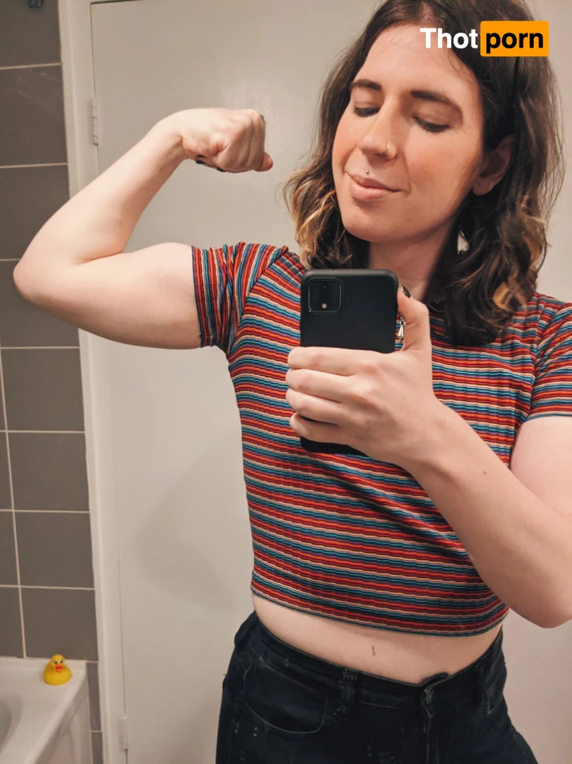 Mistress Wildflower Faye 8018801