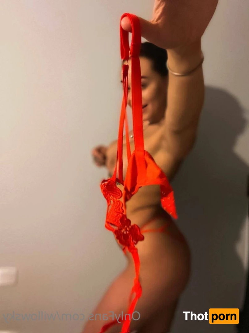 YOUR WETTEST ADDICTION 😈 8108429