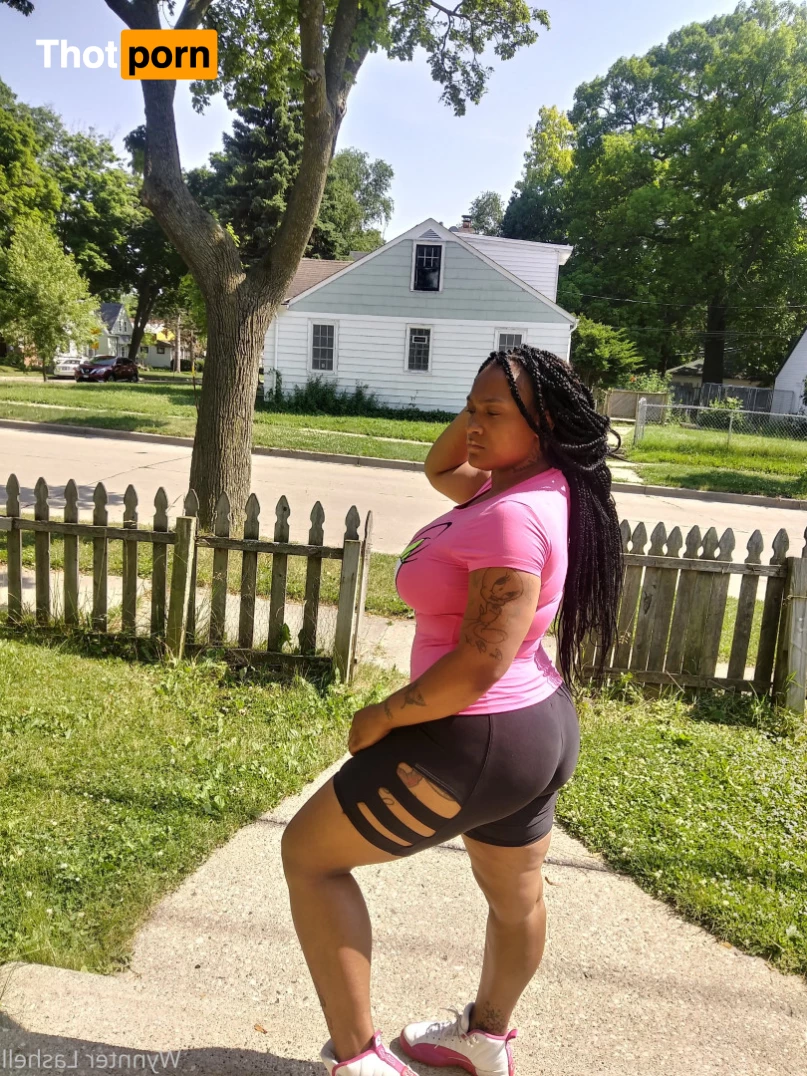 TheeeeHustler 10114950