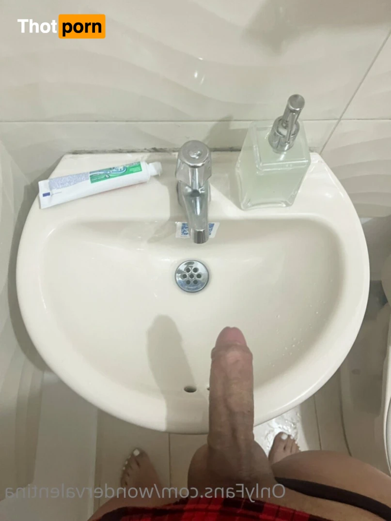 Valentina Castro 16125041