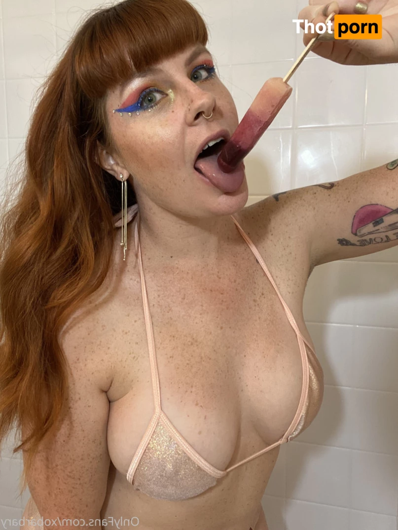 Barbary Rose 8077639