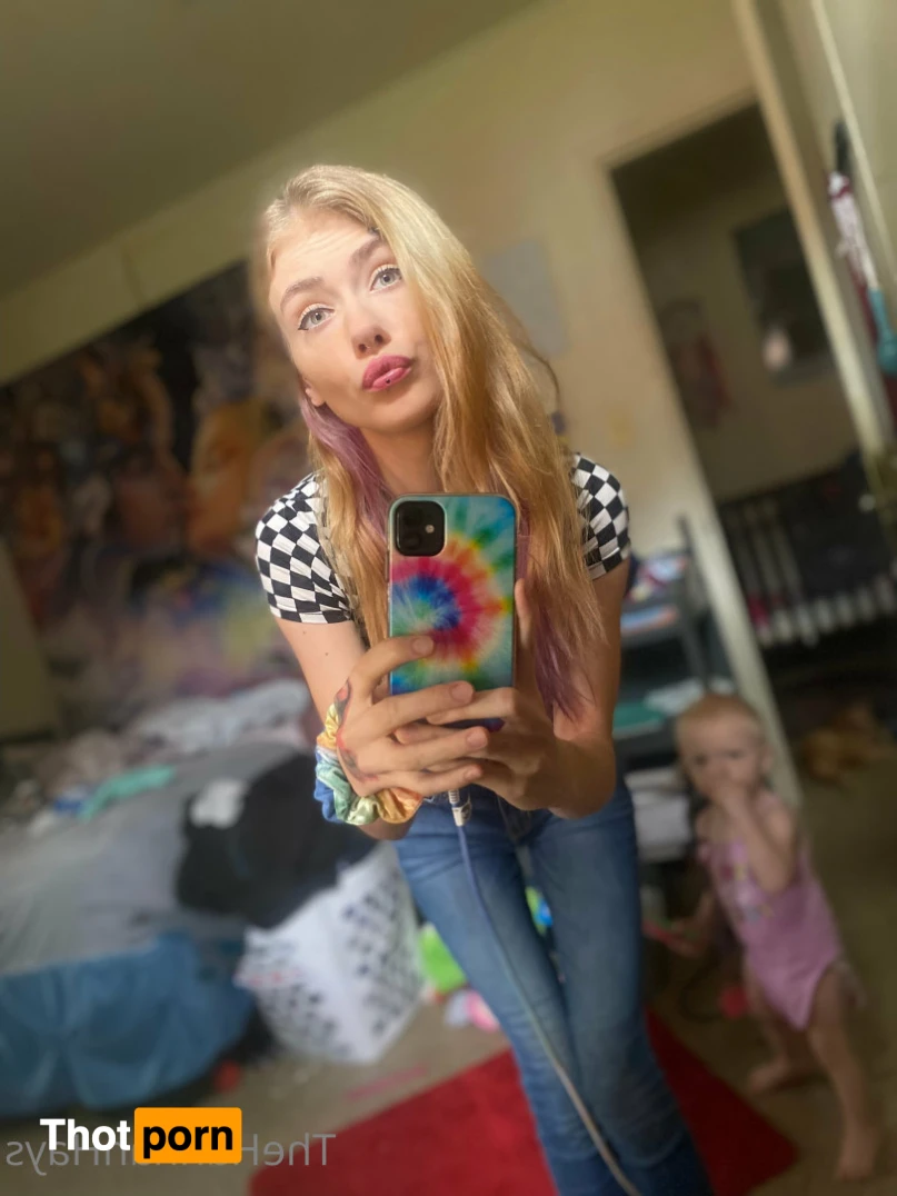 Hannah Hays 15741905